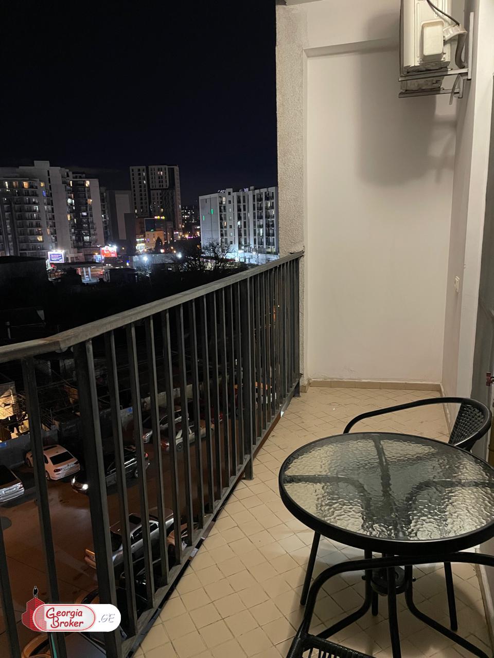 იყიდება ახალი გარემონტებული 2 ოთახიანი ბინა